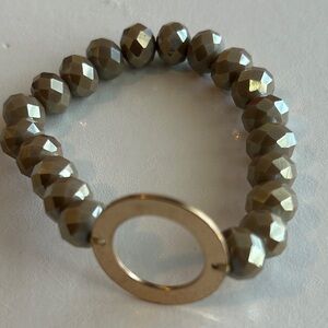 Elegant Gold Beaded Bracelet